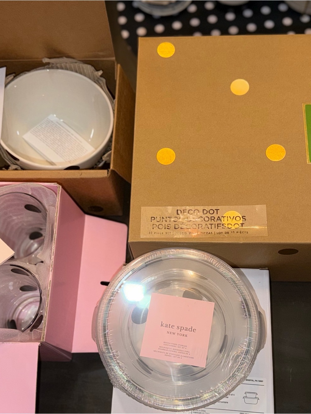 kate spade clear plastic round food storage containers with pink label - Picture 4 of 11